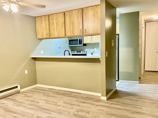 Building Photo - 5339 Brody Dr