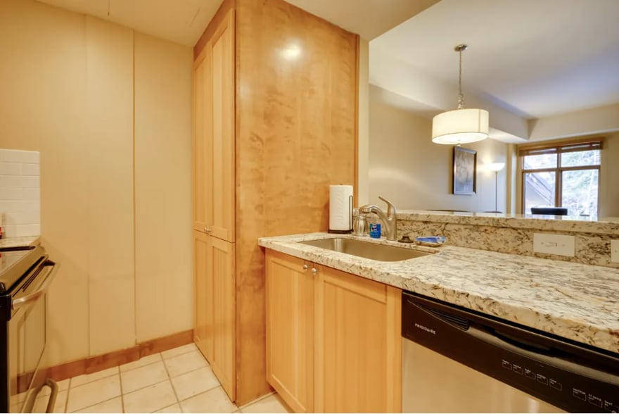 Building Photo - 3720 Sundial Ct