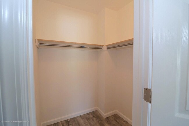 Building Photo - 207 E Winged Foot Ct