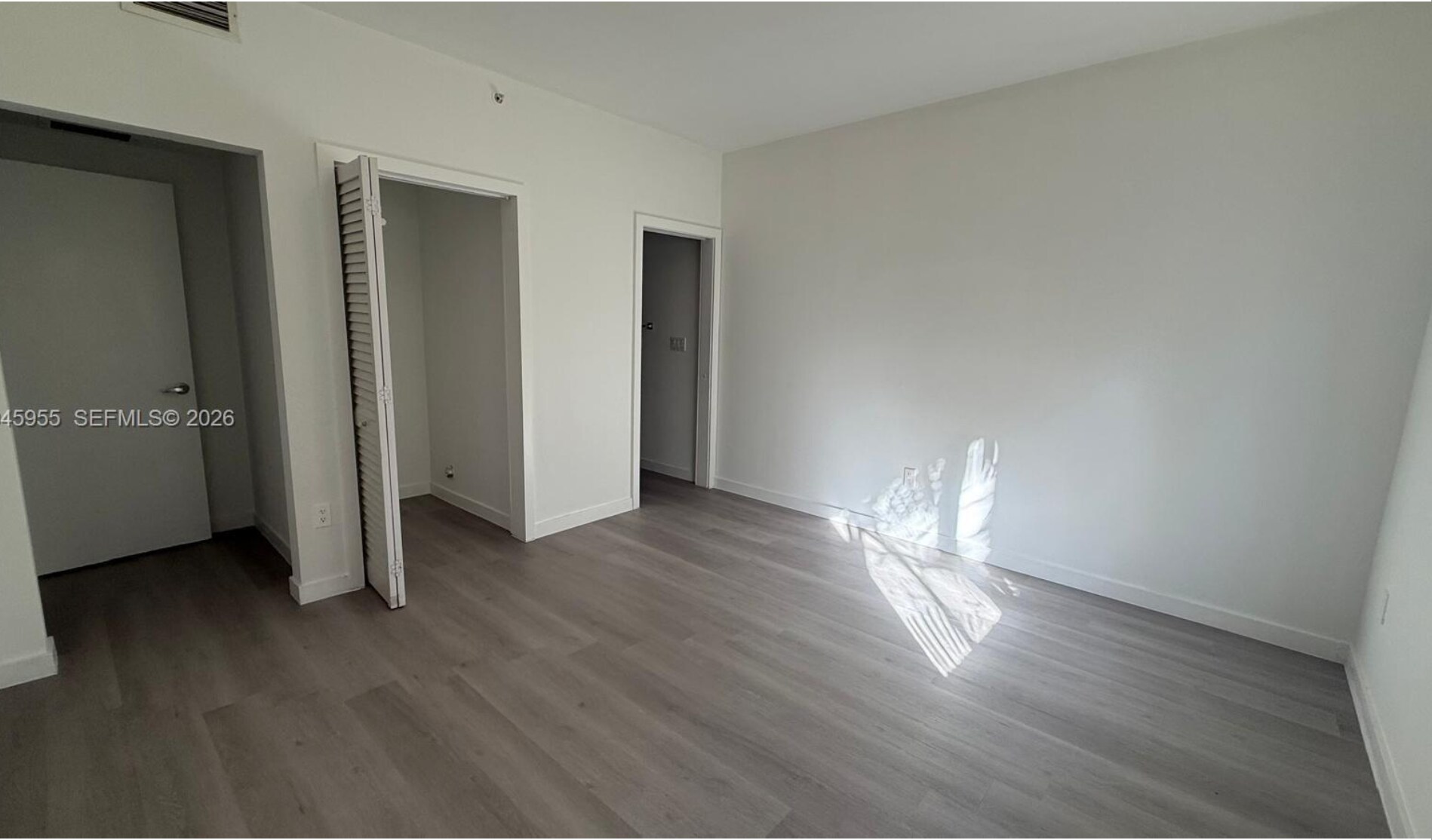 Building Photo - 820 15th St