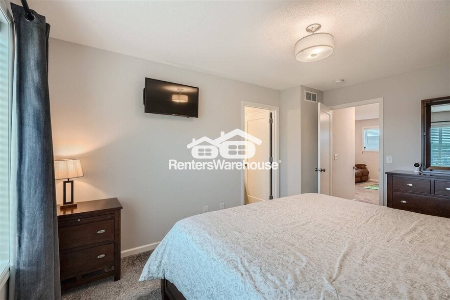 Building Photo - 1506 Southpoint Dr