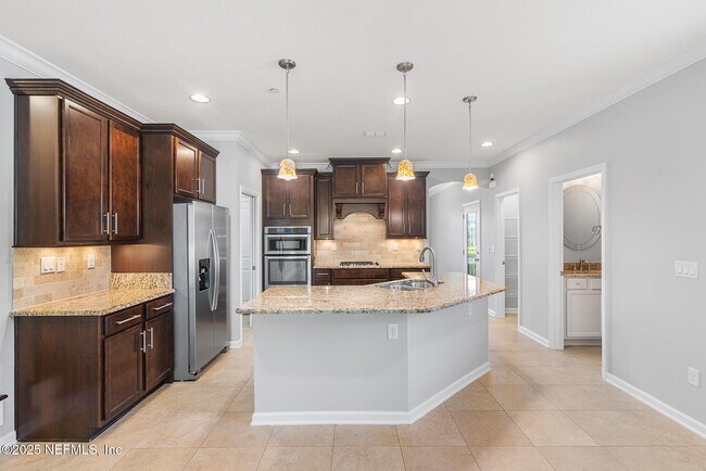 Building Photo - 352 Magnolia Creek Walk