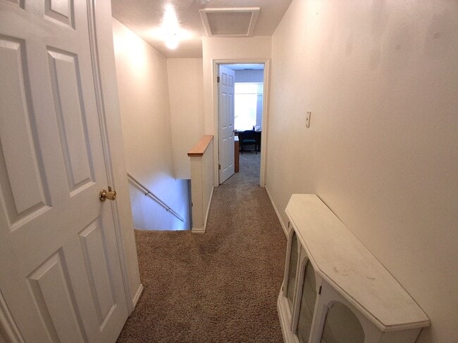 Building Photo - 361 N 700 E