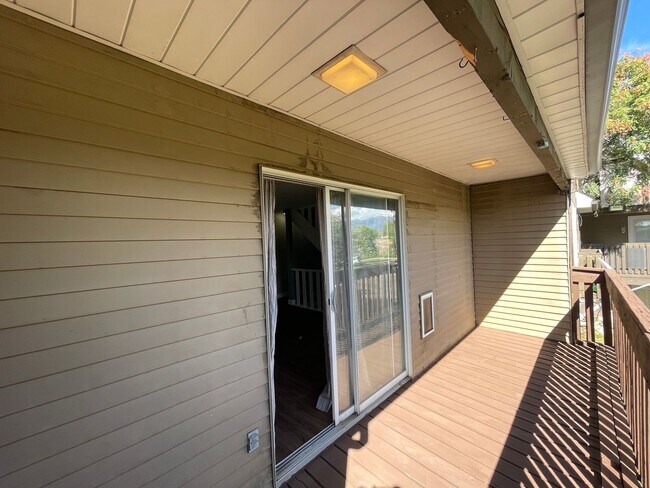 Building Photo - Beautiful 2 bed in Clearfield!