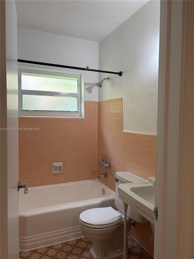 Building Photo - 3923 Segovia St