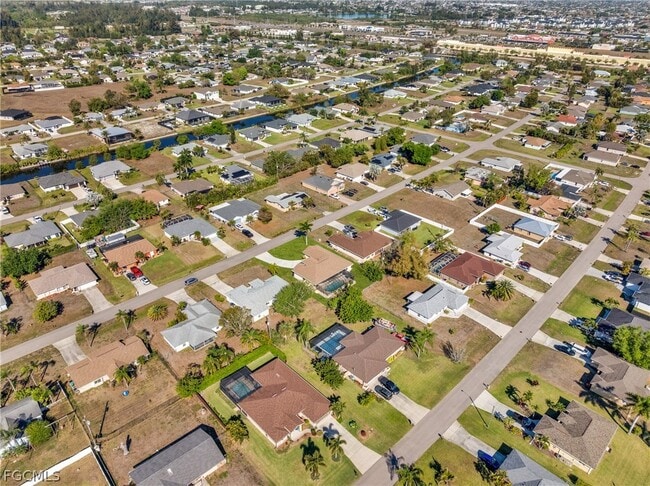 Building Photo - 815 SW 11th Ave