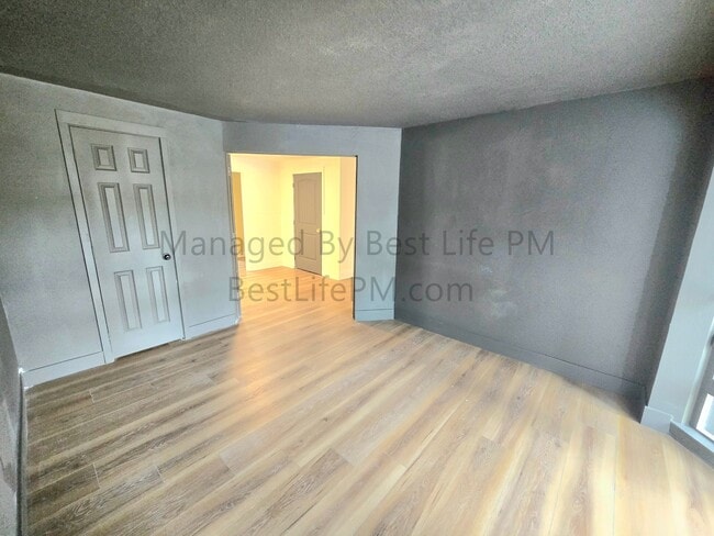 Building Photo - 150 Narain Ct