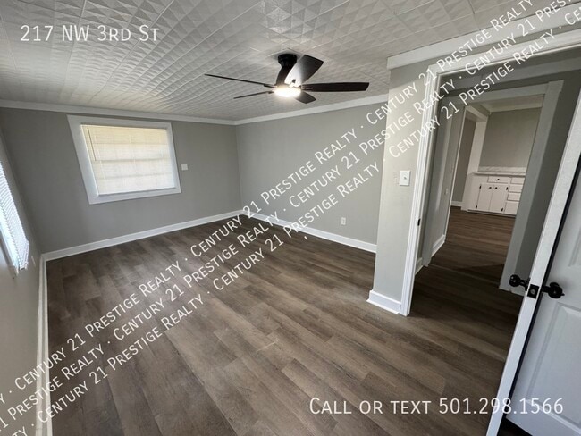 Building Photo - 217 NW 3rd St