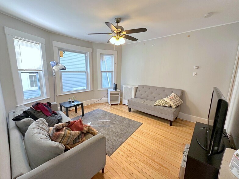 Building Photo - 149 North St