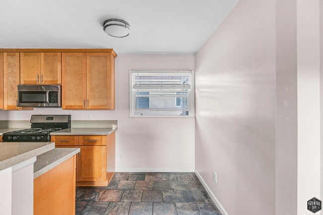 Building Photo - 3996 Berryman Ave