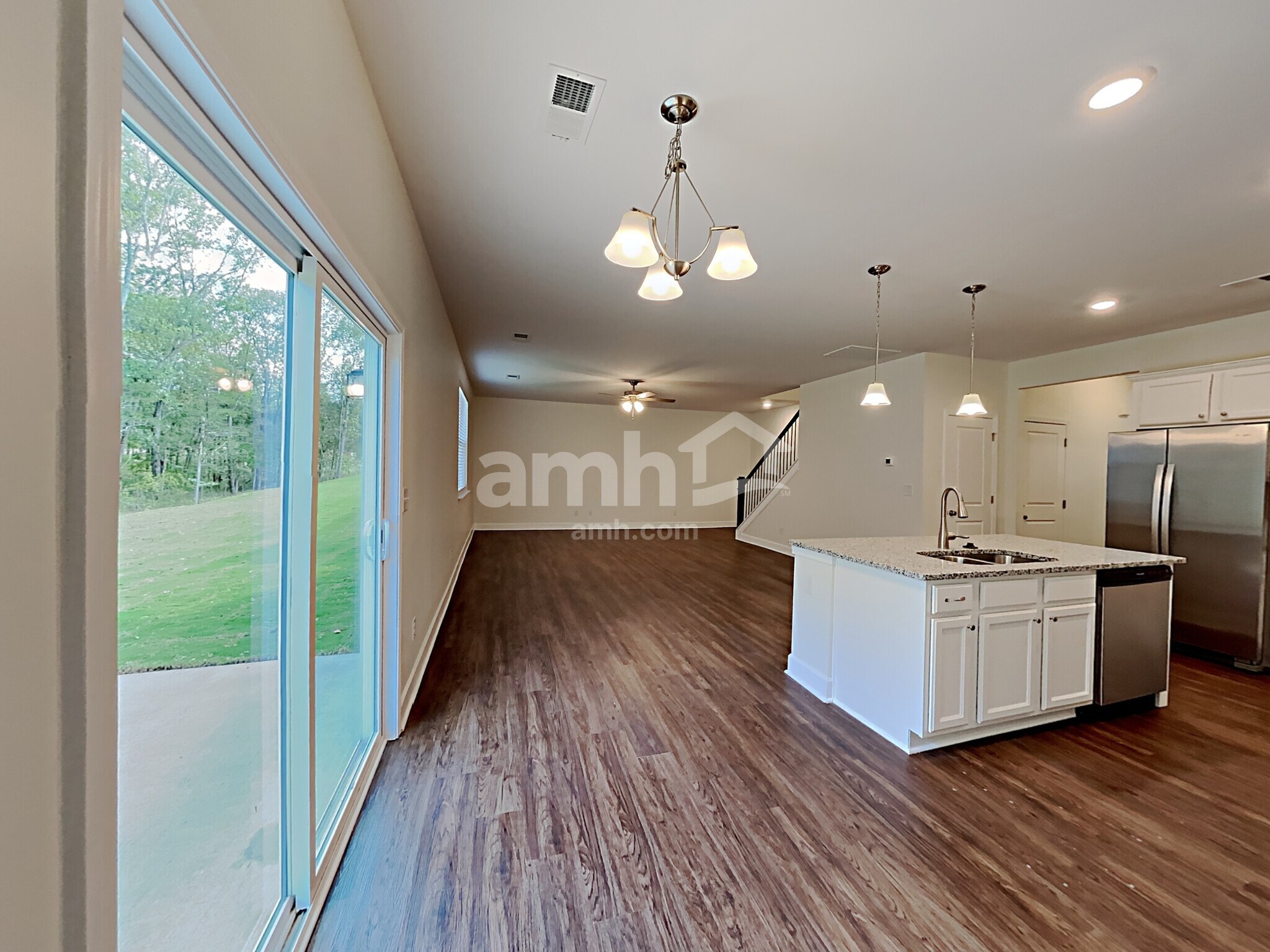 Building Photo - 4509 Tarpon Dr