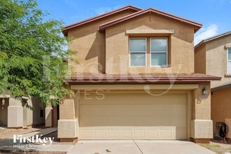 Building Photo - 8470 N Placita De La Manzana