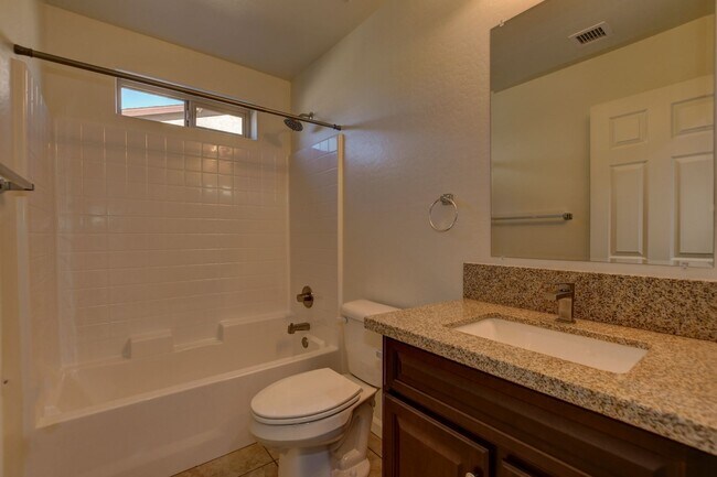 Building Photo - 3013 N Corrine Dr