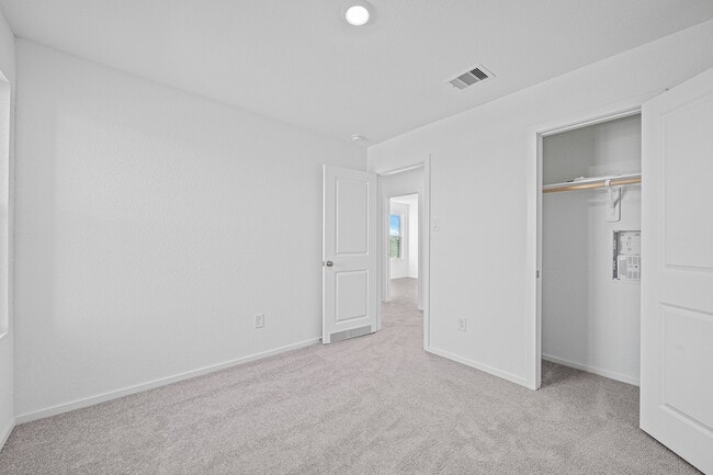 Building Photo - 16615 Rolling Hillside Wy