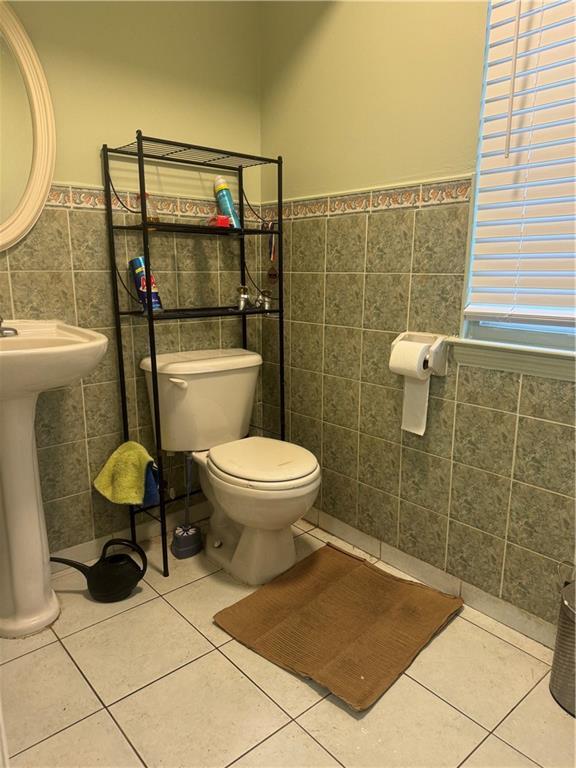 Building Photo - 359 Netherland Ave