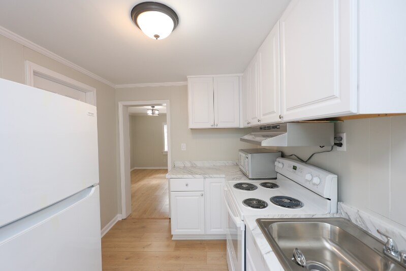 Building Photo - 31 Reed Dr