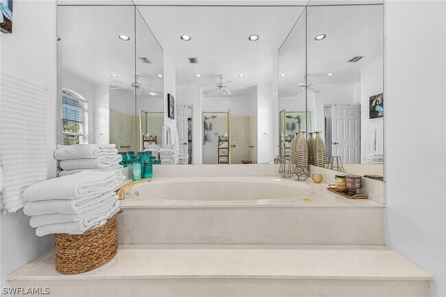 Building Photo - 2031 Teagarden Ln