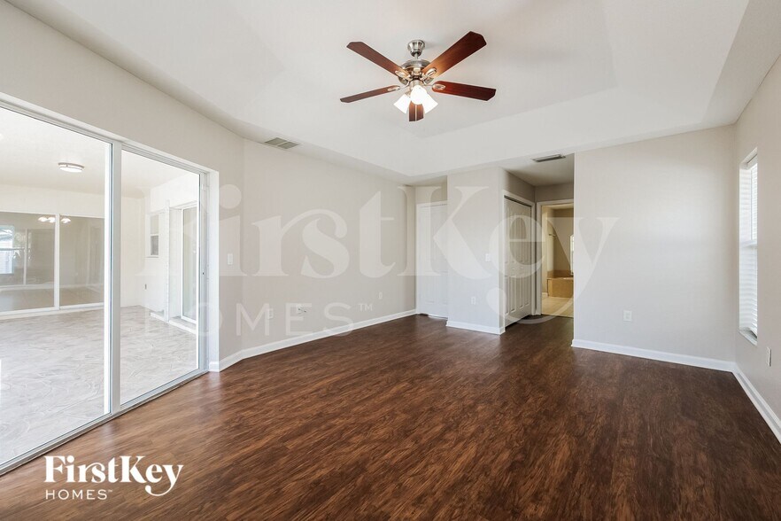 Building Photo - 3342 Cunliffe Rd