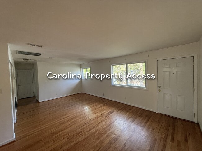 Building Photo - 103 Sue Ann Ct