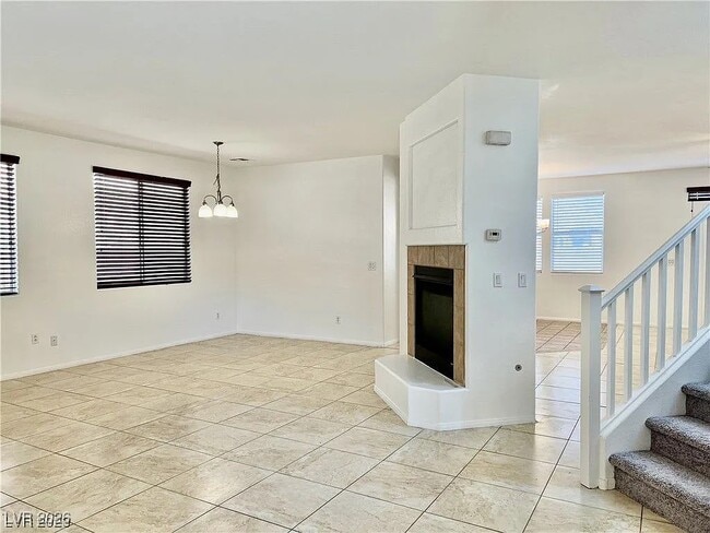 Building Photo - 732 Blue Barrel St