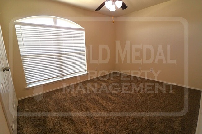 Building Photo - Don't Miss Out on This Beauty At 2521 Bargello! - Now Available For Rent!