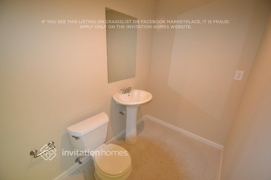 Building Photo - 83 Mill Pointe Pl