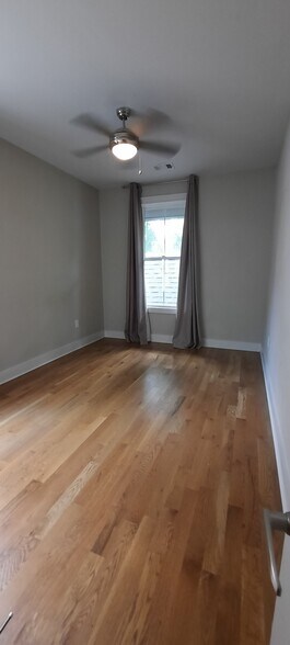 Building Photo - 1726 Carvell Ave