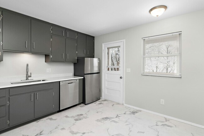 Building Photo - 6119 Marty Street, Unit H