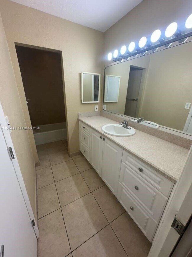 Building Photo - 6289 Lear Dr