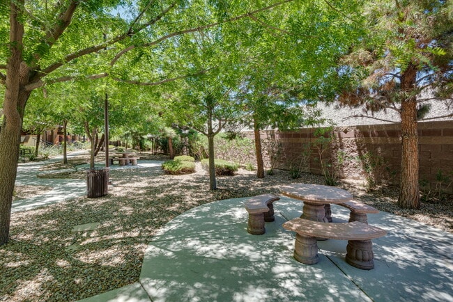 Building Photo - 4650 Ranch House Rd