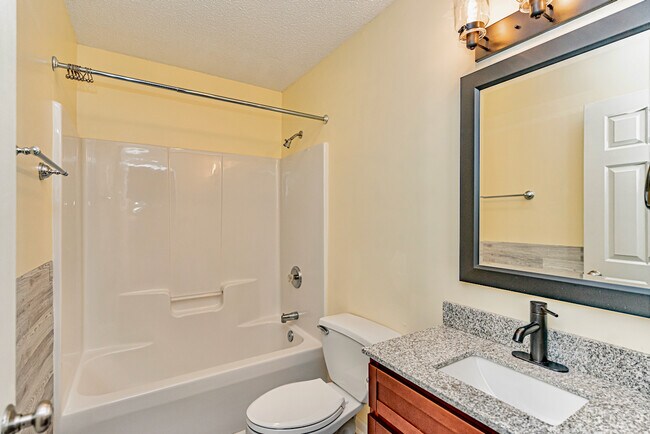 Building Photo - 1403 Wenwood Ct