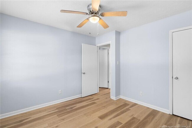 Building Photo - 1302 Kienast Dr
