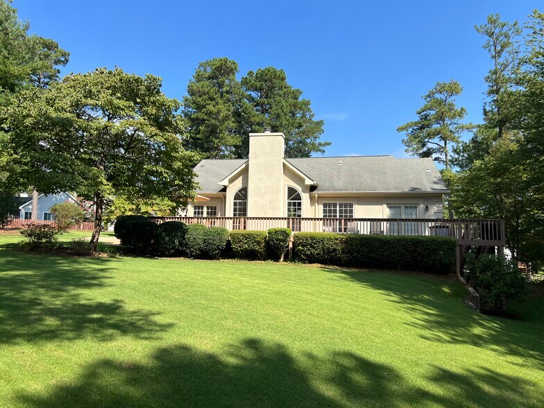 Building Photo - 7064 Brigade Ct