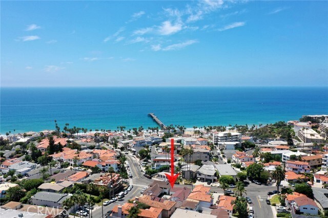 Building Photo - 405 Avenida Victoria
