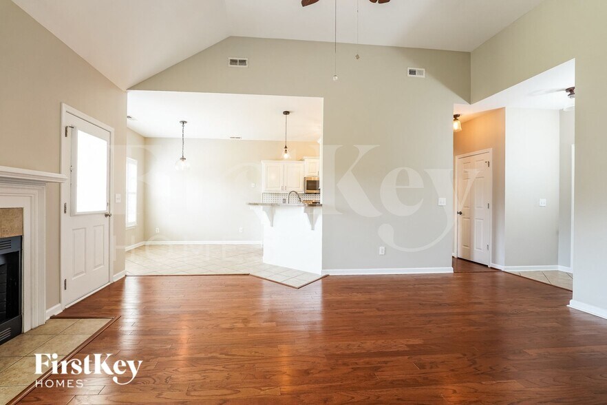 Building Photo - 7685 Eagle Lake Rd