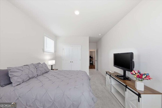 Building Photo - 3939 Alderstone Dr