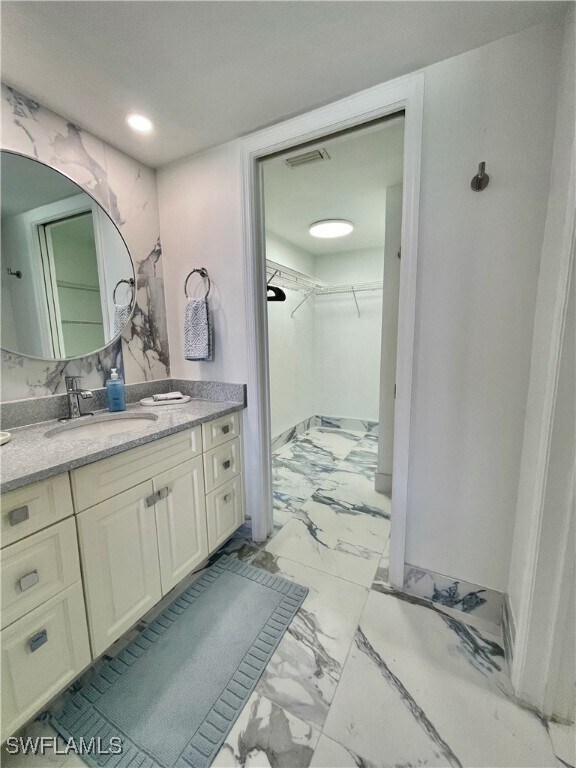 Building Photo - 10525 Gulf Shore Dr