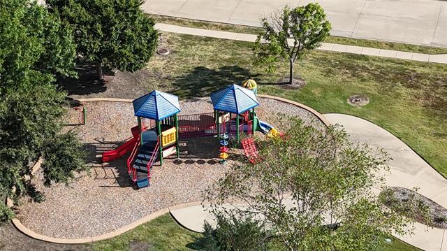 Building Photo - 1121 Lake Hollow Dr