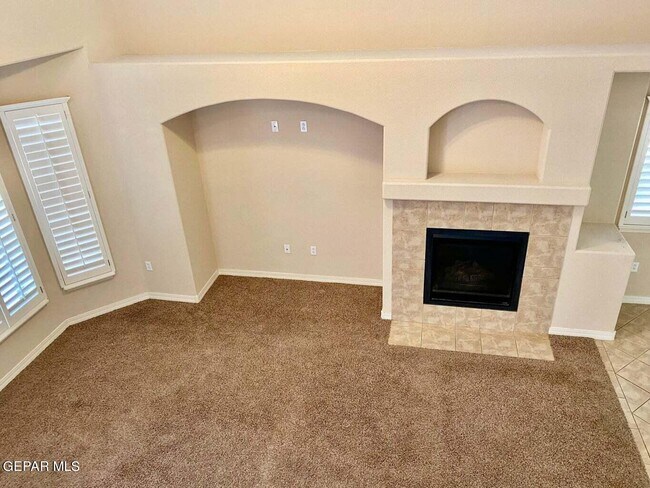Building Photo - 7334 Prickley Pear Dr