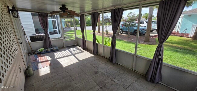Building Photo - 11820 Cabana Ct