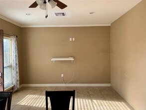 Building Photo - 2433 Duncan Dr