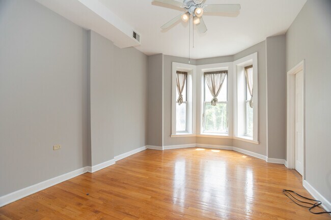 Building Photo - 1746 W Ohio St