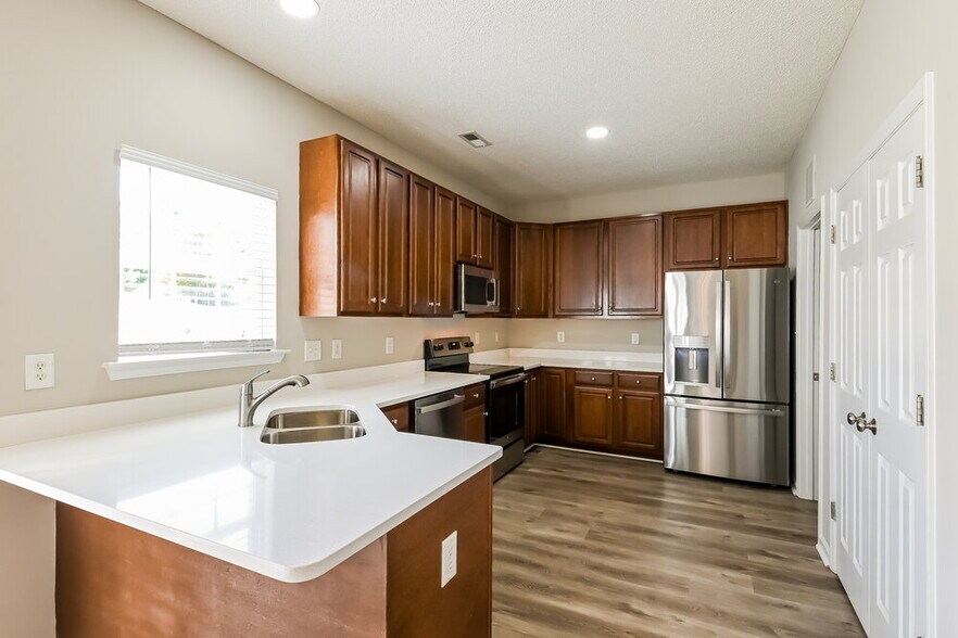 Building Photo - 629 Cotton Brook Dr
