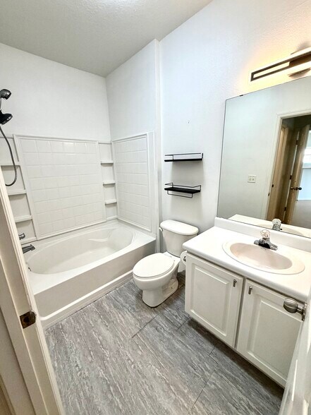 Building Photo - 4802 51st St W
