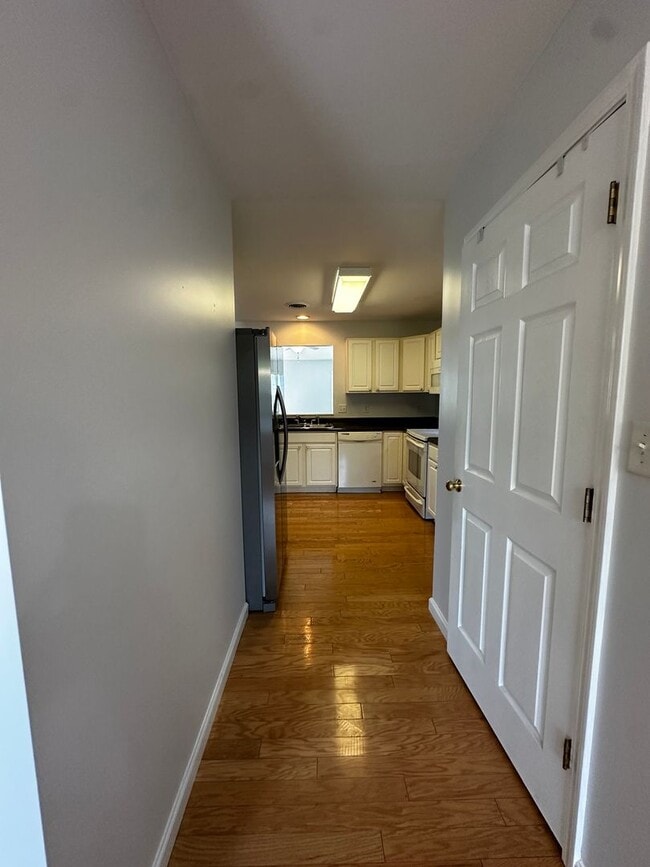 Building Photo - 1643 Wood Song Ln