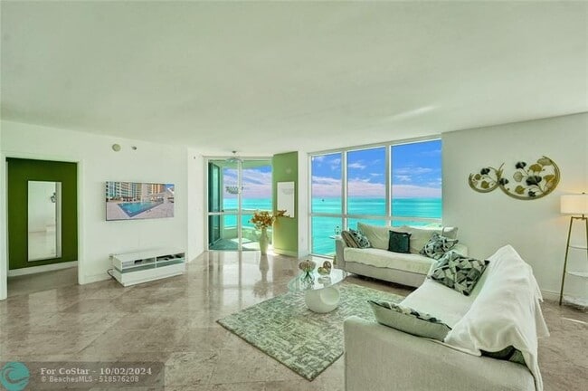 Building Photo - 101 S Fort Lauderdale Beach Blvd