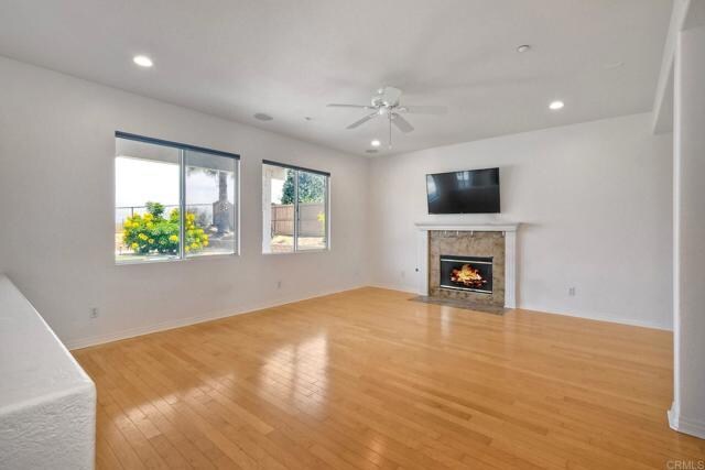 Building Photo - 5478 Alexandrine Ct