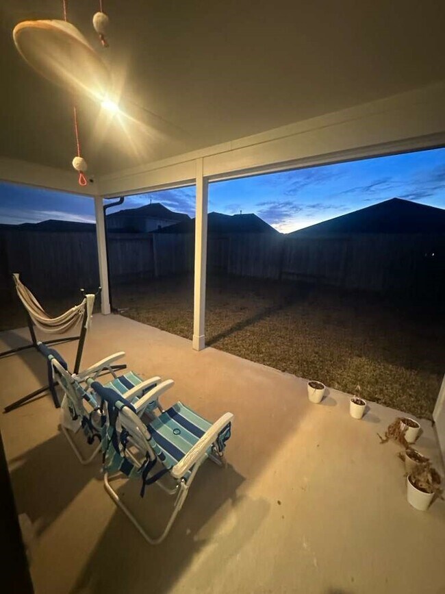 Building Photo - 2908 Misty Elm Ln