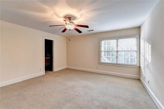 Building Photo - 3871 River Mansion Dr NW