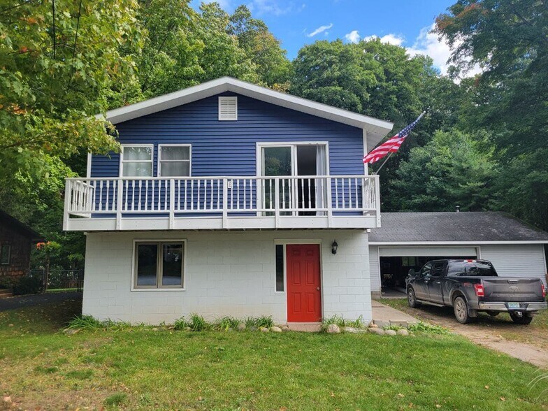 Building Photo - 491 Brakel Point Dr